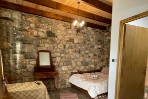 Villa Λοχία - Το Πέτρινο του Θωμά